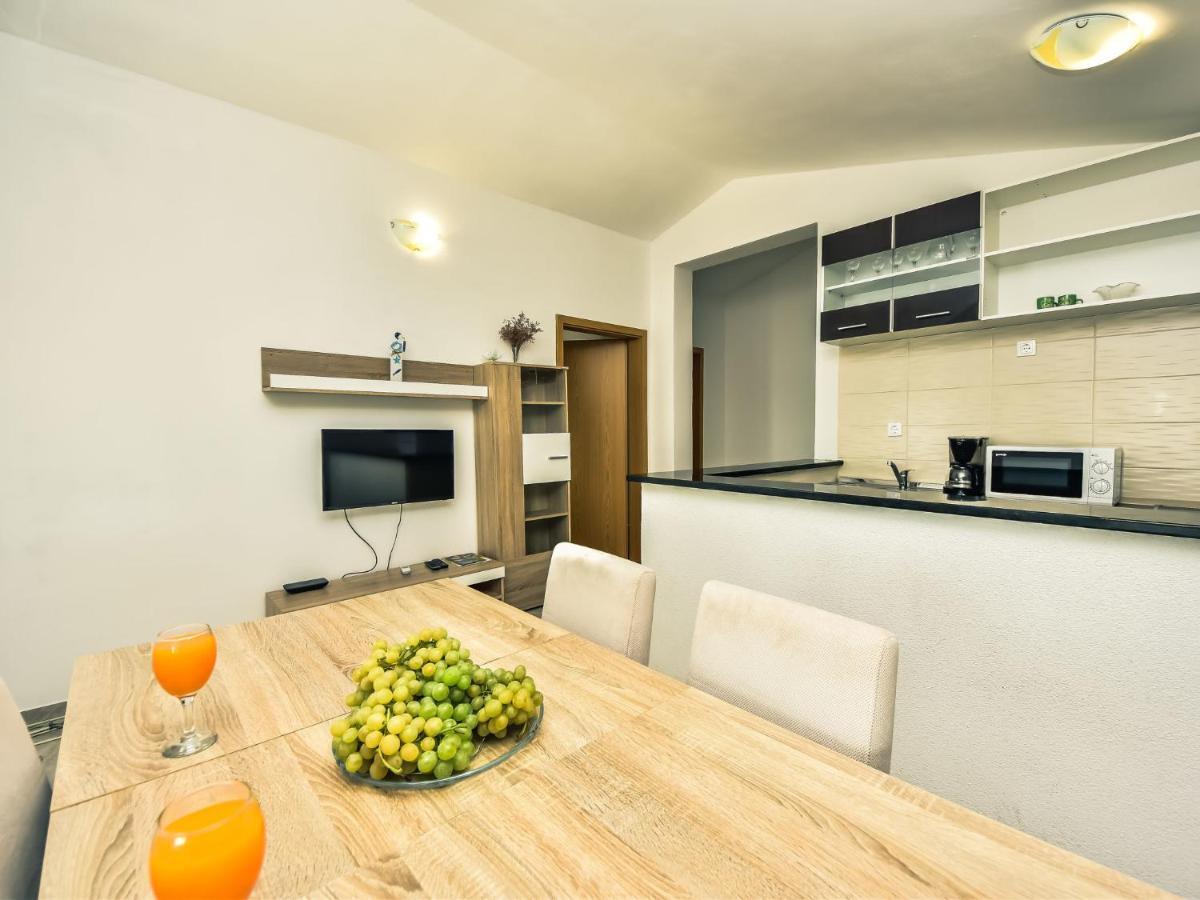 Holiday Home Marijana By Interhome Maslenica Εξωτερικό φωτογραφία